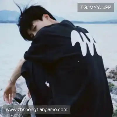 邹朵千